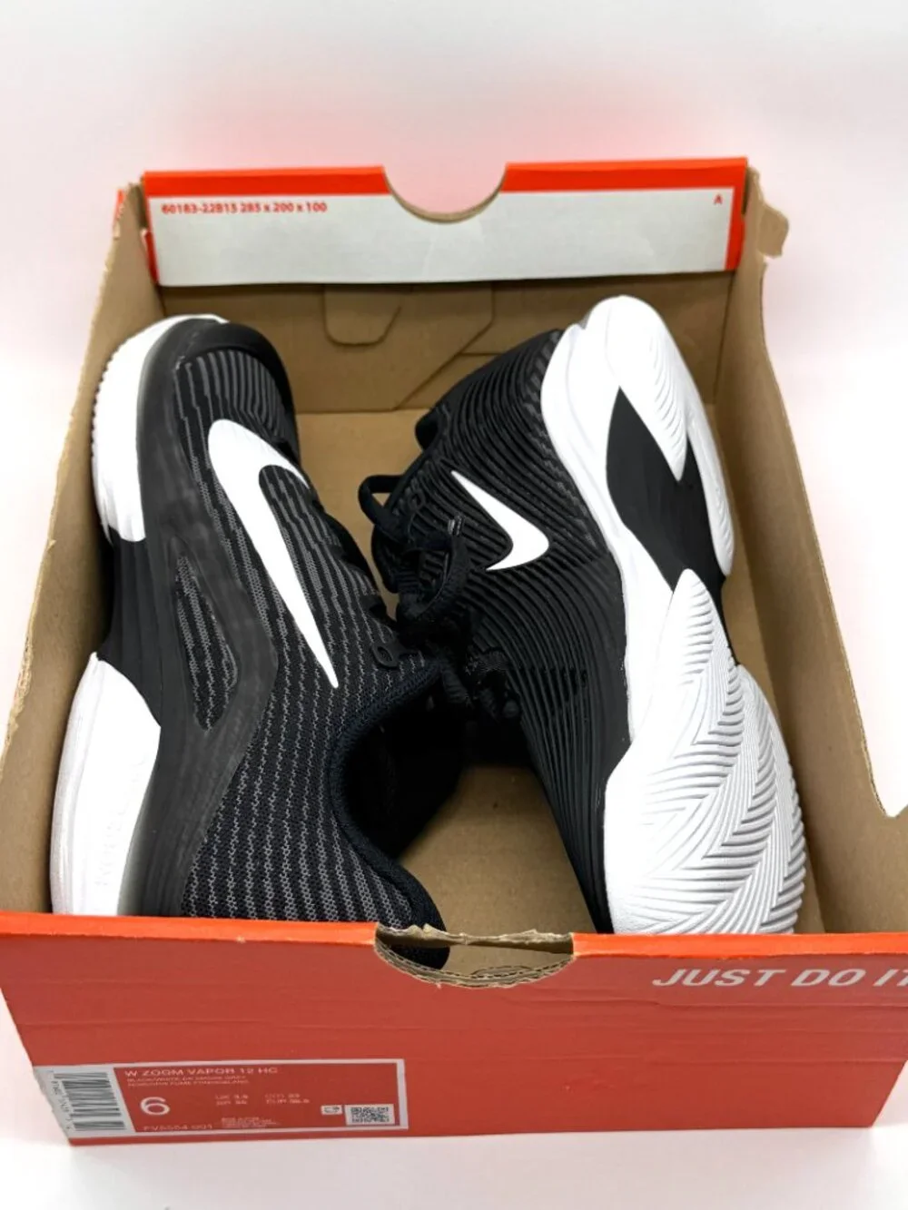 Nike Womens Zoom Vapor 12 HC Tennis Shoes Sz 6 Black FV5554-001 New